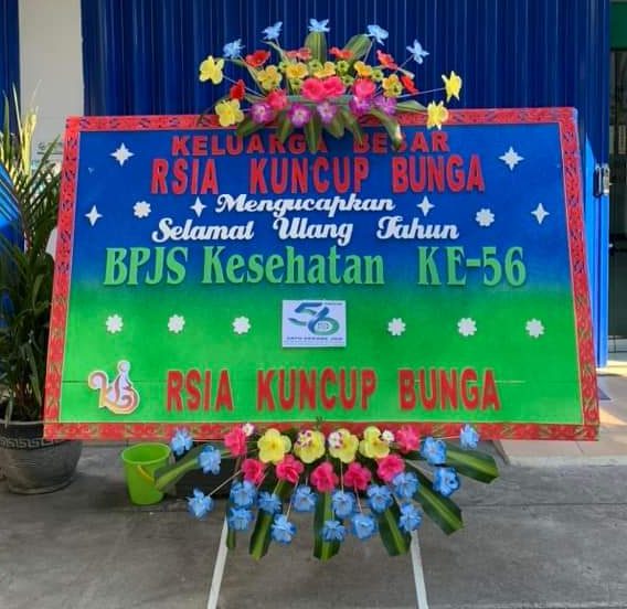 Toko Bunga di Praya